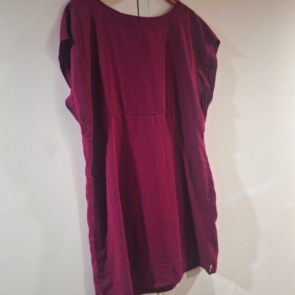 Old Navy Women's Burgundy Tunic Top